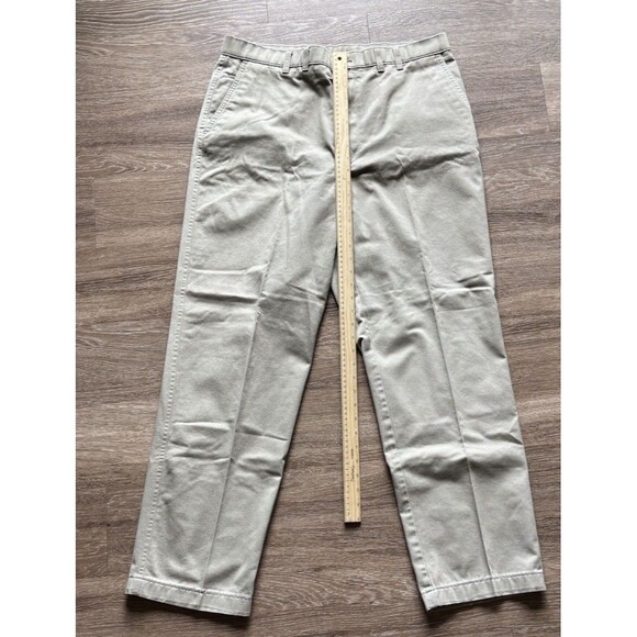 HAGGAR Pleated Classic Fit Pants Mens 38x32  Iron Free Premium Khaki - Picture 1 of 5
